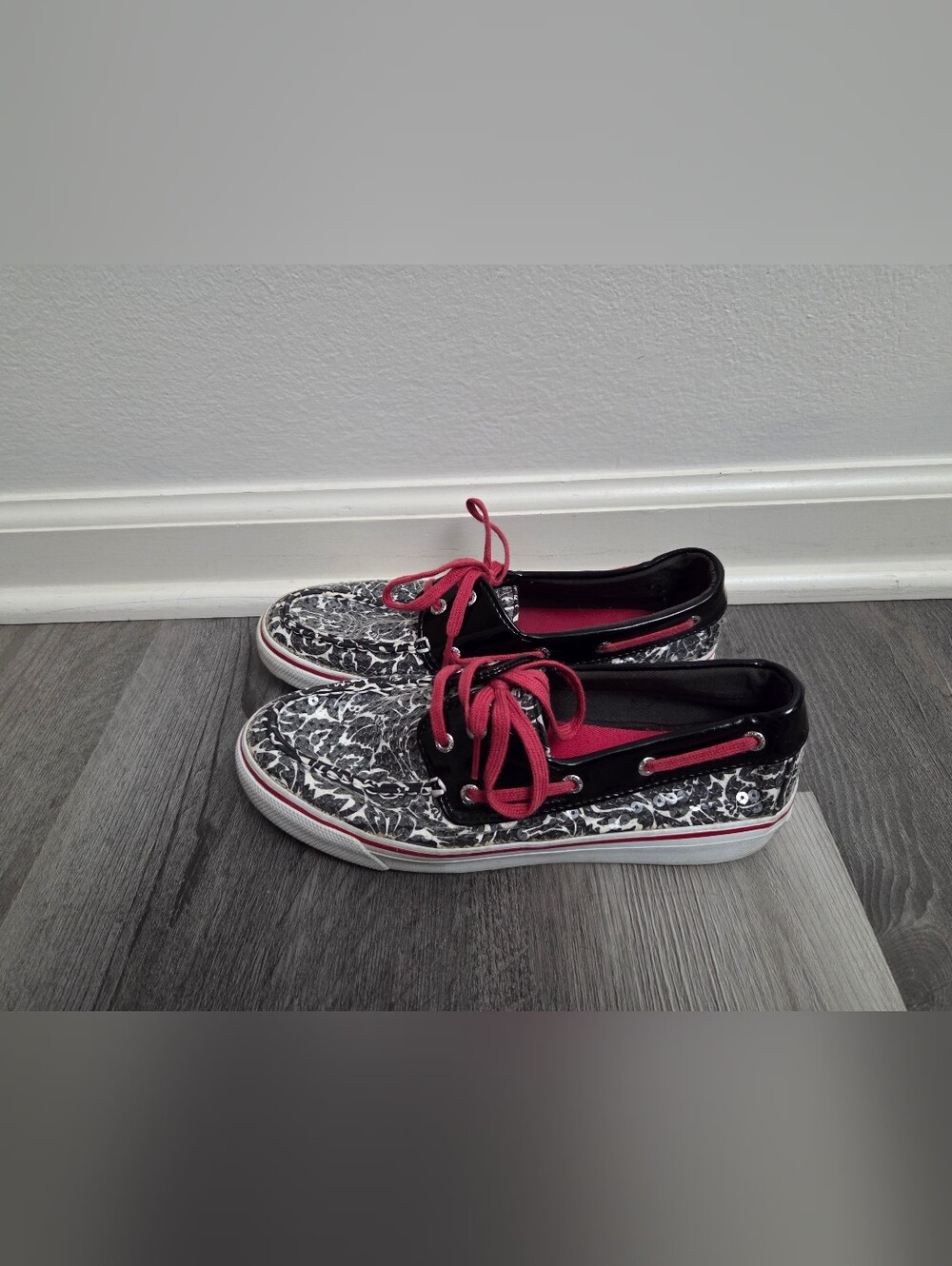 Sperry Women's Silver Black Sequin Boat Shoes Red Laces Size 7
